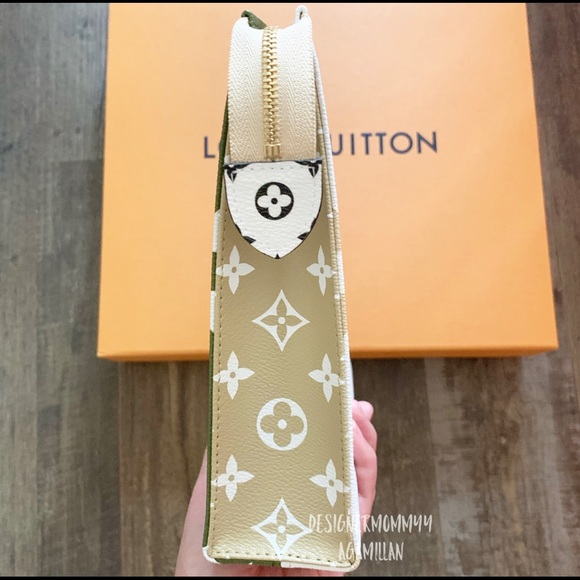 ❌❌SOLD!❌❌Louis Vuitton Toiletry Pouch 26 XL - Picture 4 of 6